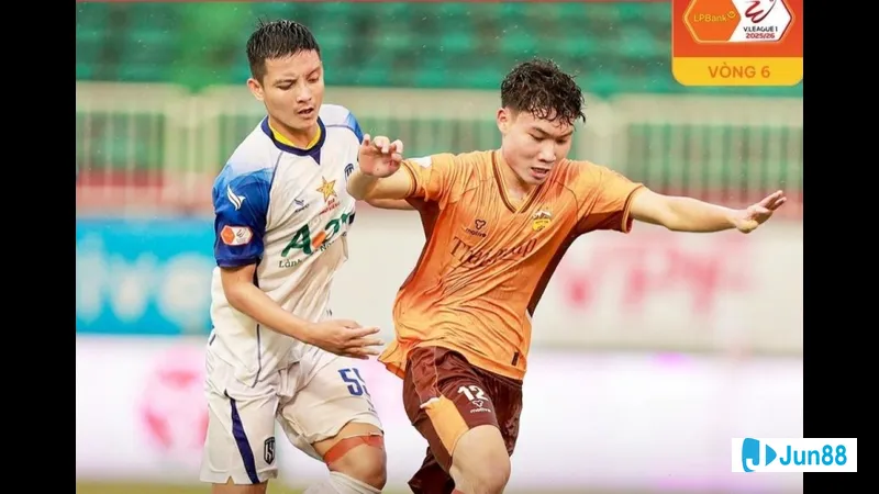 Cầu thủ U20 Mexico điều chỉnh bóng với sự tập trung cao trước sự áp đảo từ cầu thủ U20 Ma Rốc. Cầu thủ U20 Mexico điều chỉnh bóng với sự tập trung cao trước sự áp đảo từ cầu thủ U20 Ma…